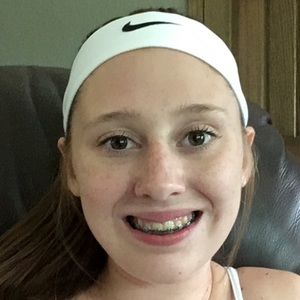 Meet your Posher, Danae